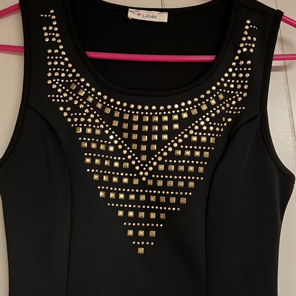 I.JOAH Cocktail Dress with Gold Detail - Picture 3 of 5